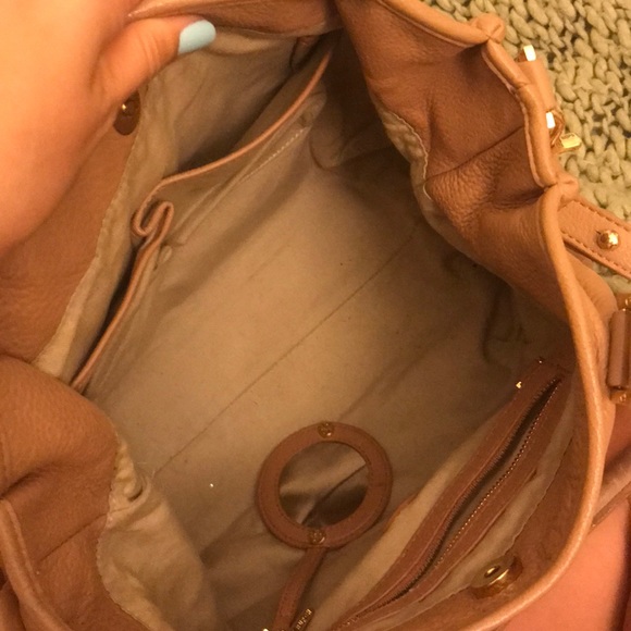 Tory Burch Amanda Hobo (Nude) - Picture 7 of 7